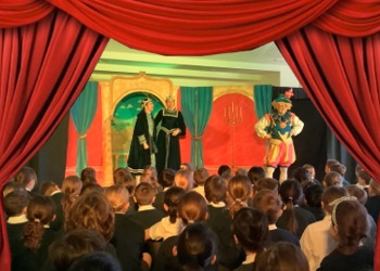 A Panto Treat on Return to School!